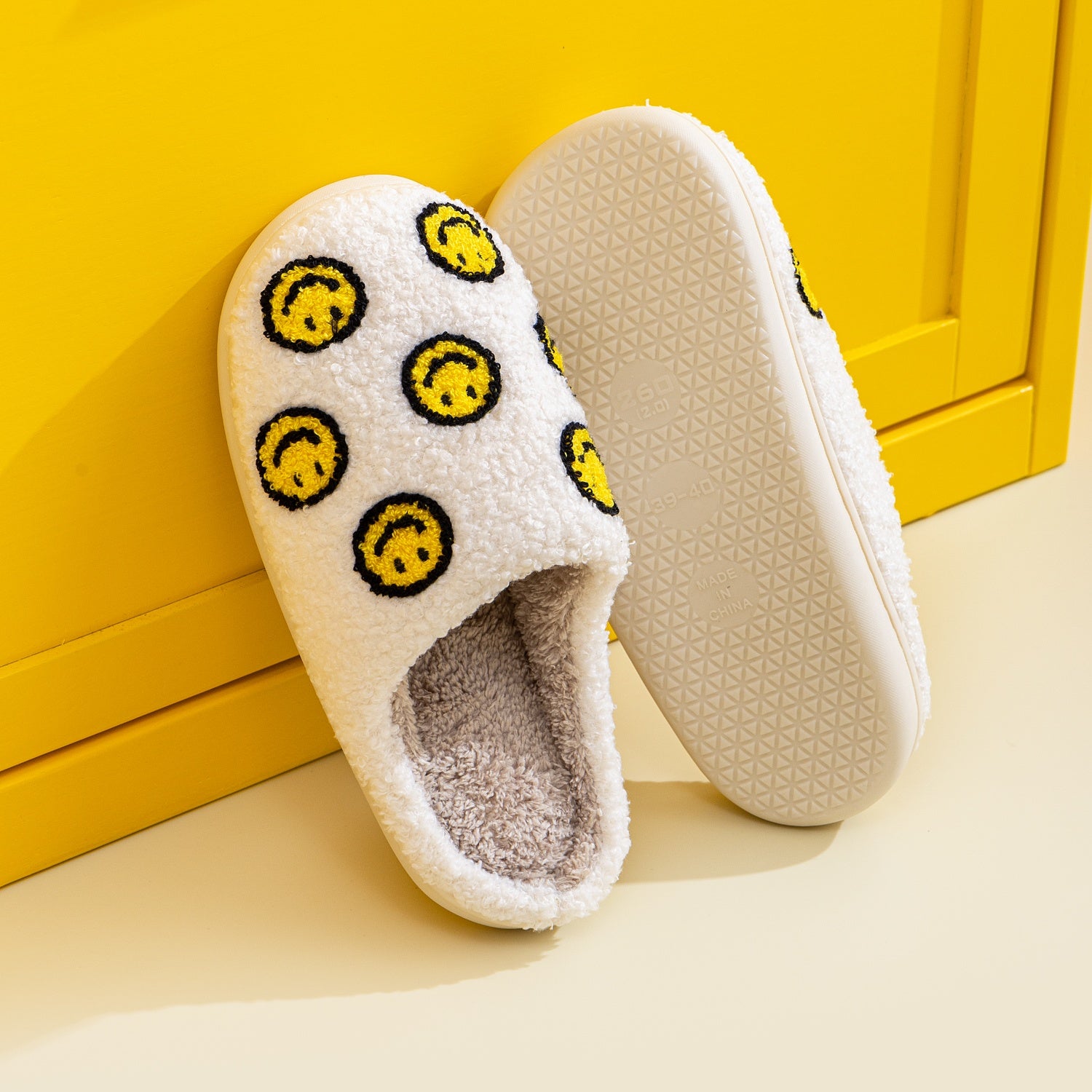 Melody Smiley Face Slippers - Whateversit