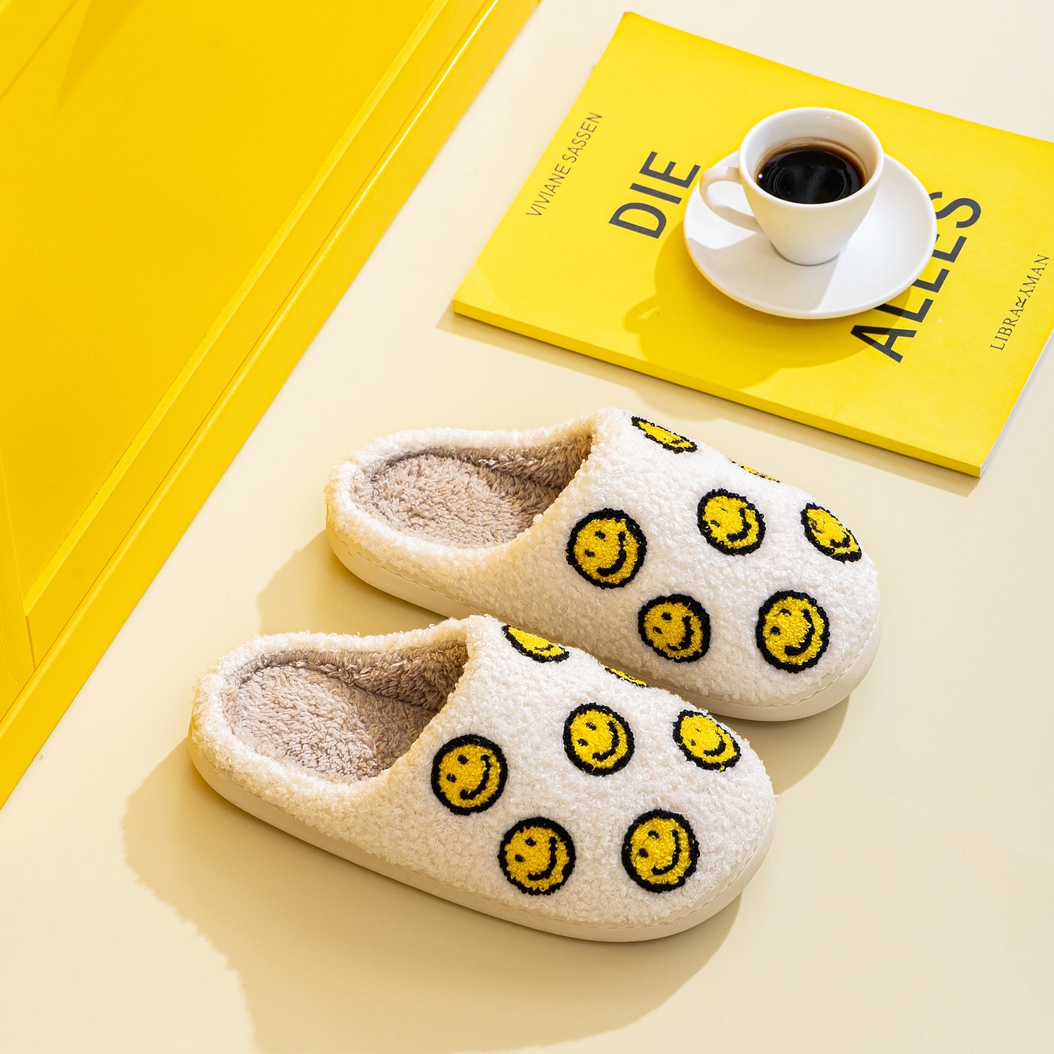 Melody Smiley Face Slippers - Whateversit