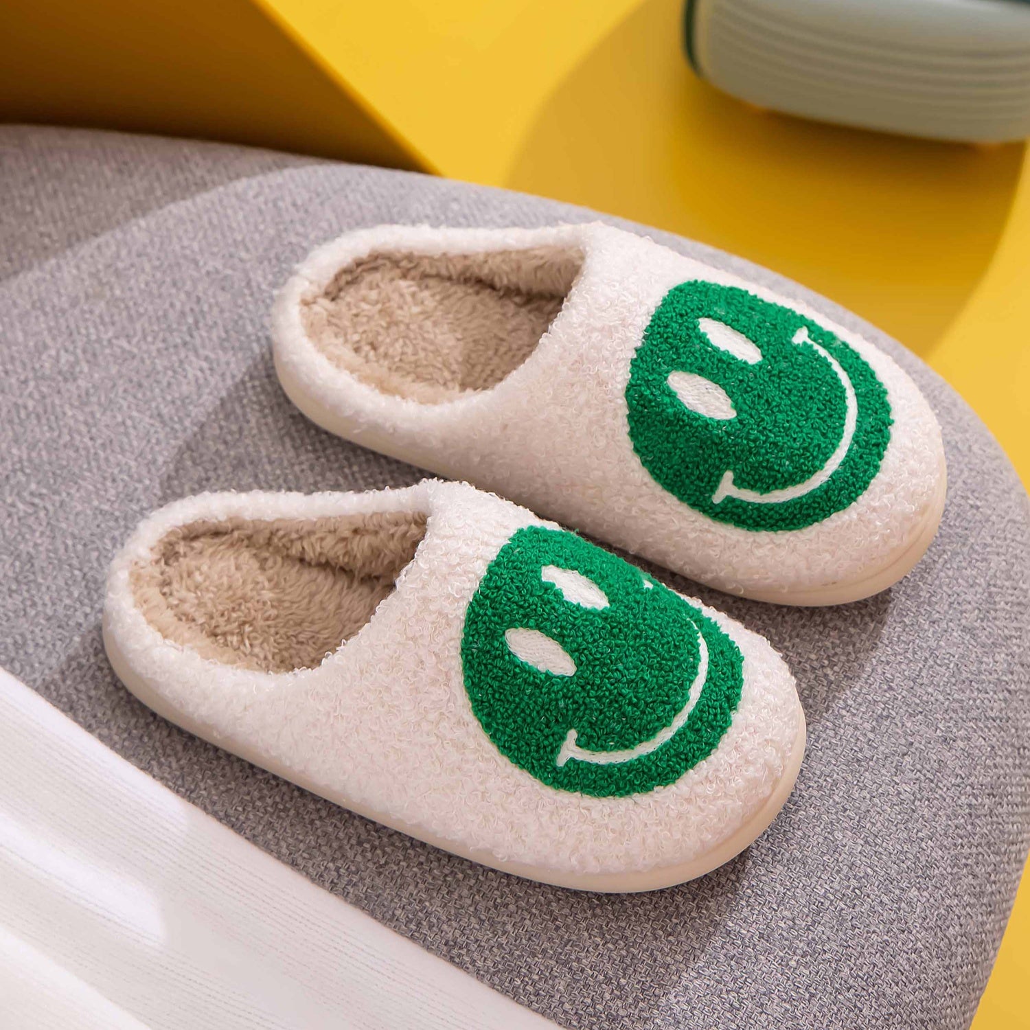 Melody Smiley Face Slippers - Whateversit